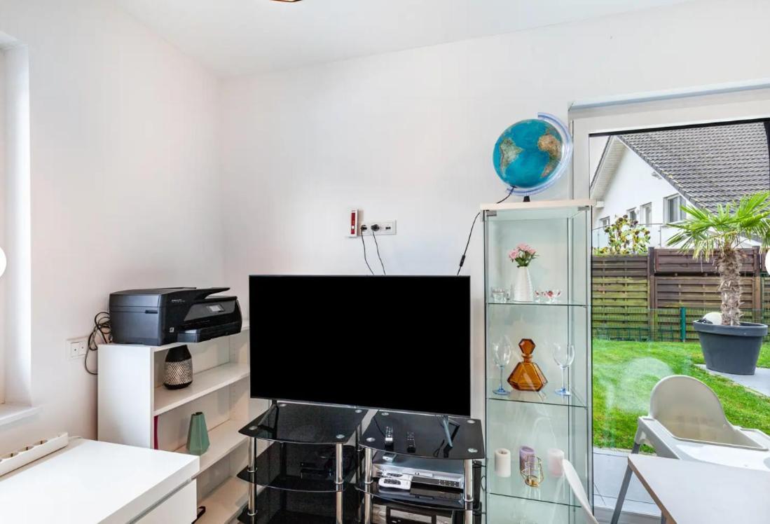Ruhige Wohnung Mit Terrasse Oberbrechen Eksteriør billede